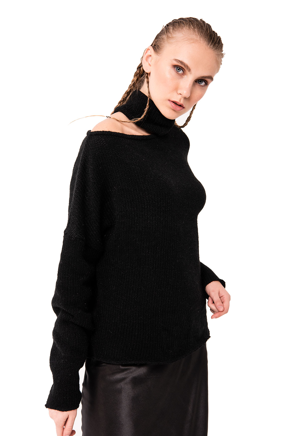 Cut Out Shoulder Knit Black Sweater