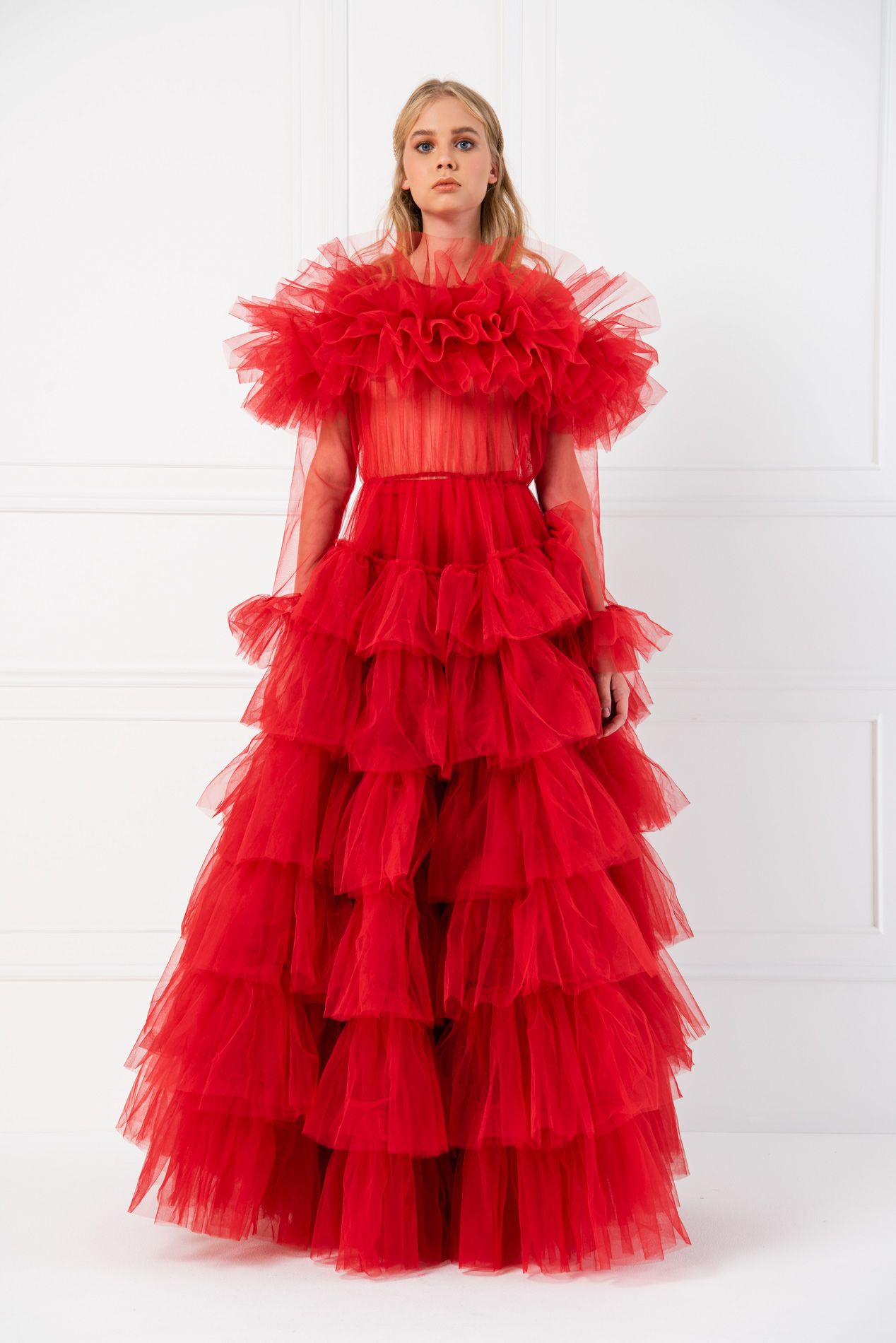 Volanlı Transparan Kırmızı Maxi Elbise