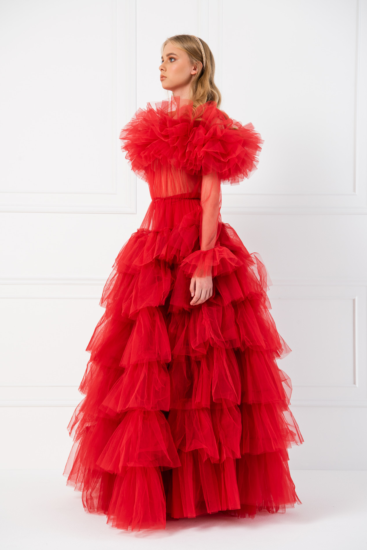 Volanlı Transparan Kırmızı Maxi Elbise
