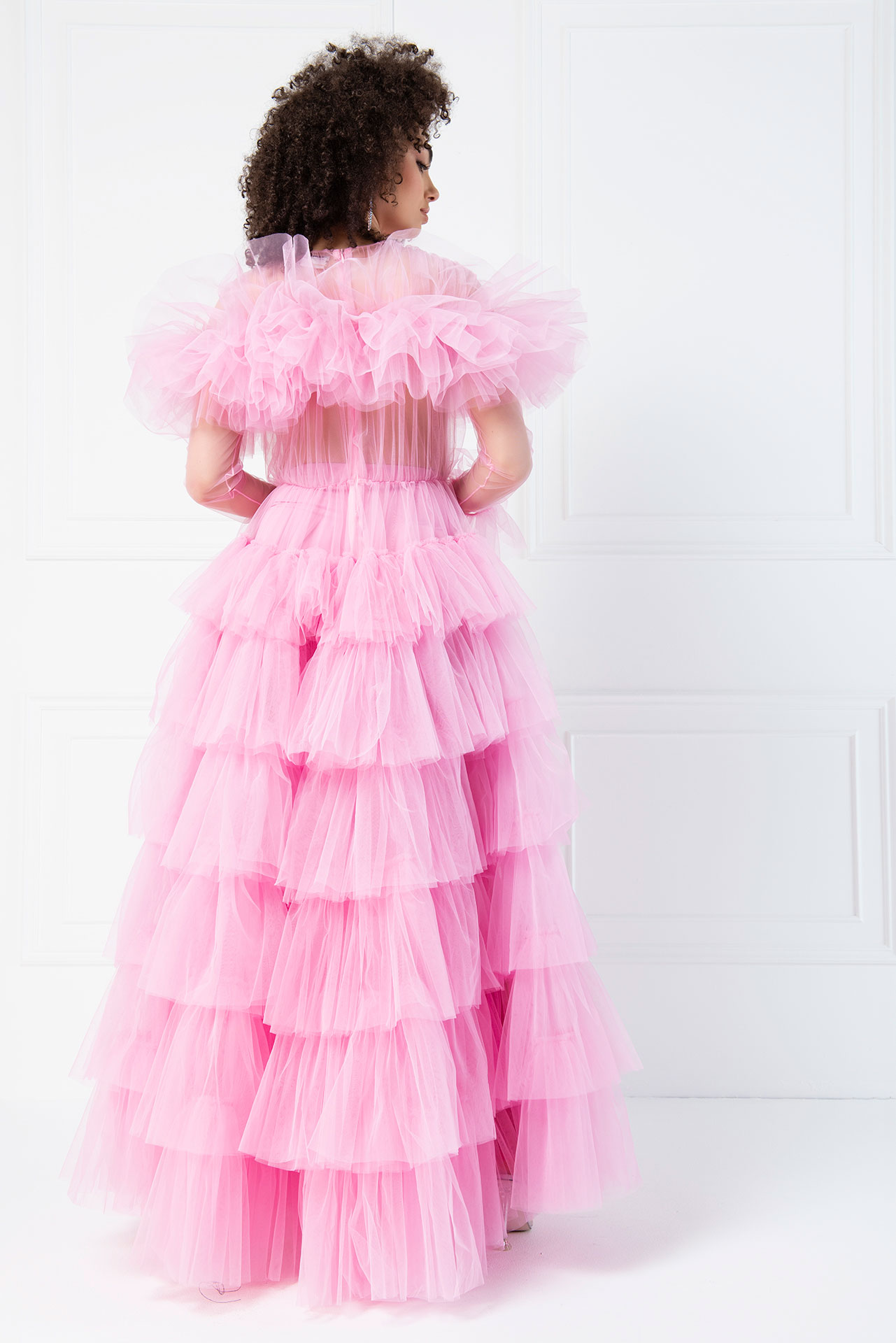 Прозрачное с рюшами Pink Макси платье