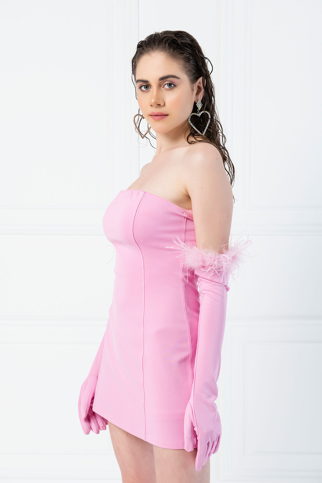 оптовая Pink Мини-платье с открытыми плечами и перчатками