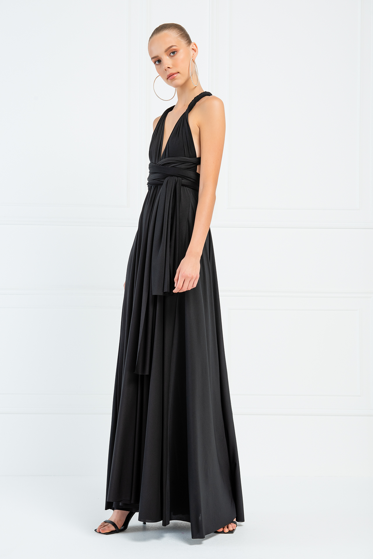 V Neck Sleeveless Black Pleated Long Dress