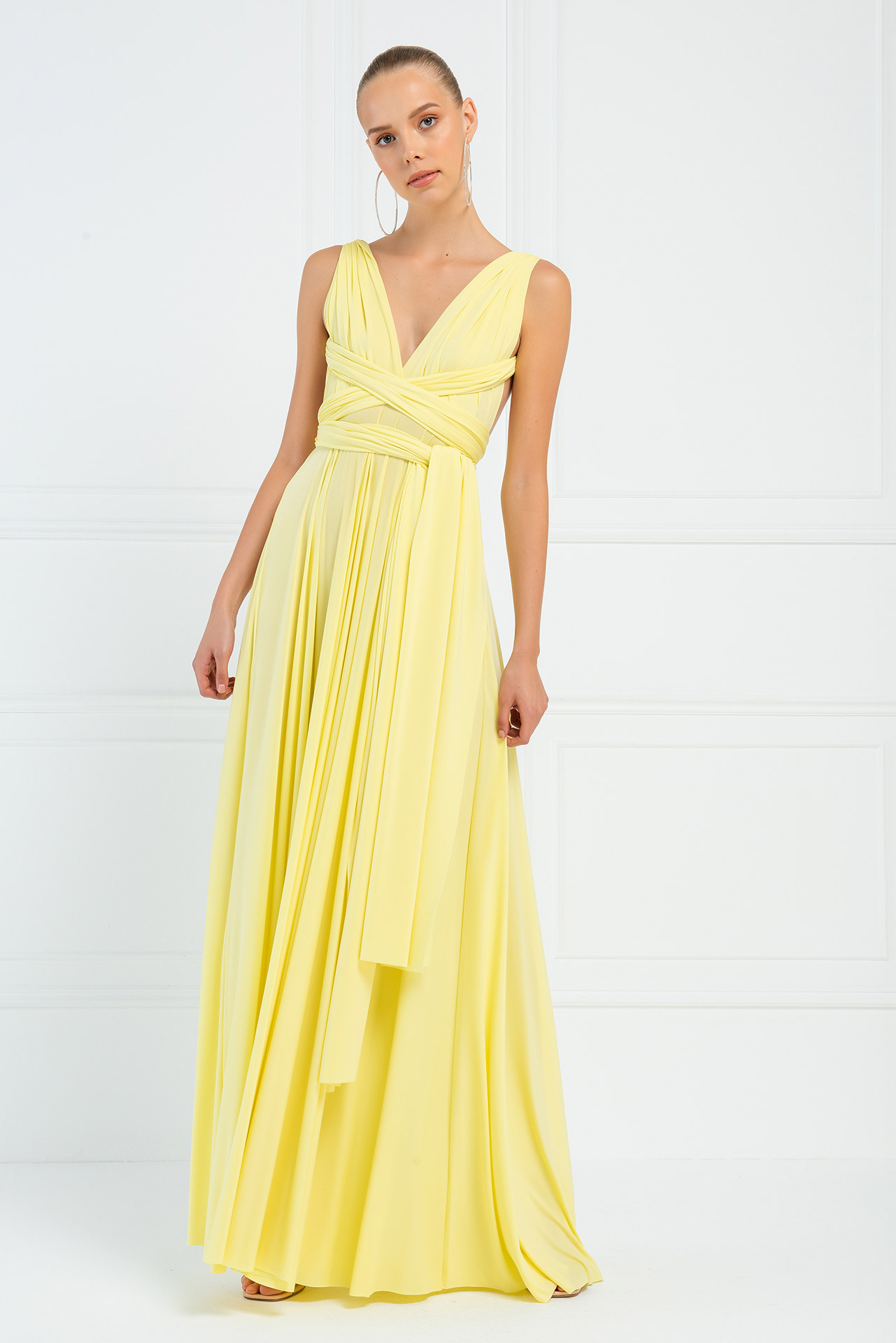Wholesale V Neck Sleeveless Yellow Pleated Long Dress