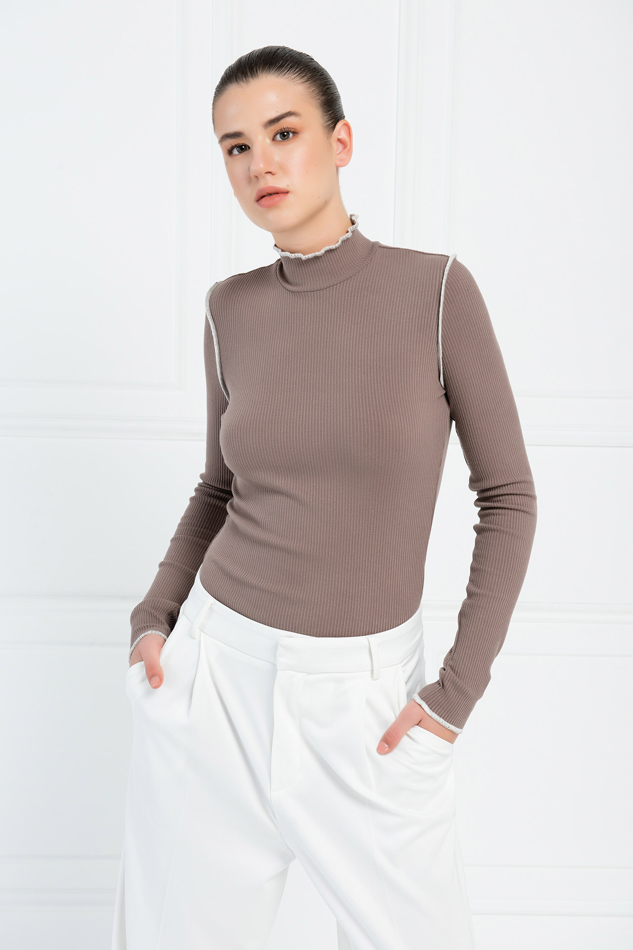 Mink Contrast-Piping Mock Neck Top