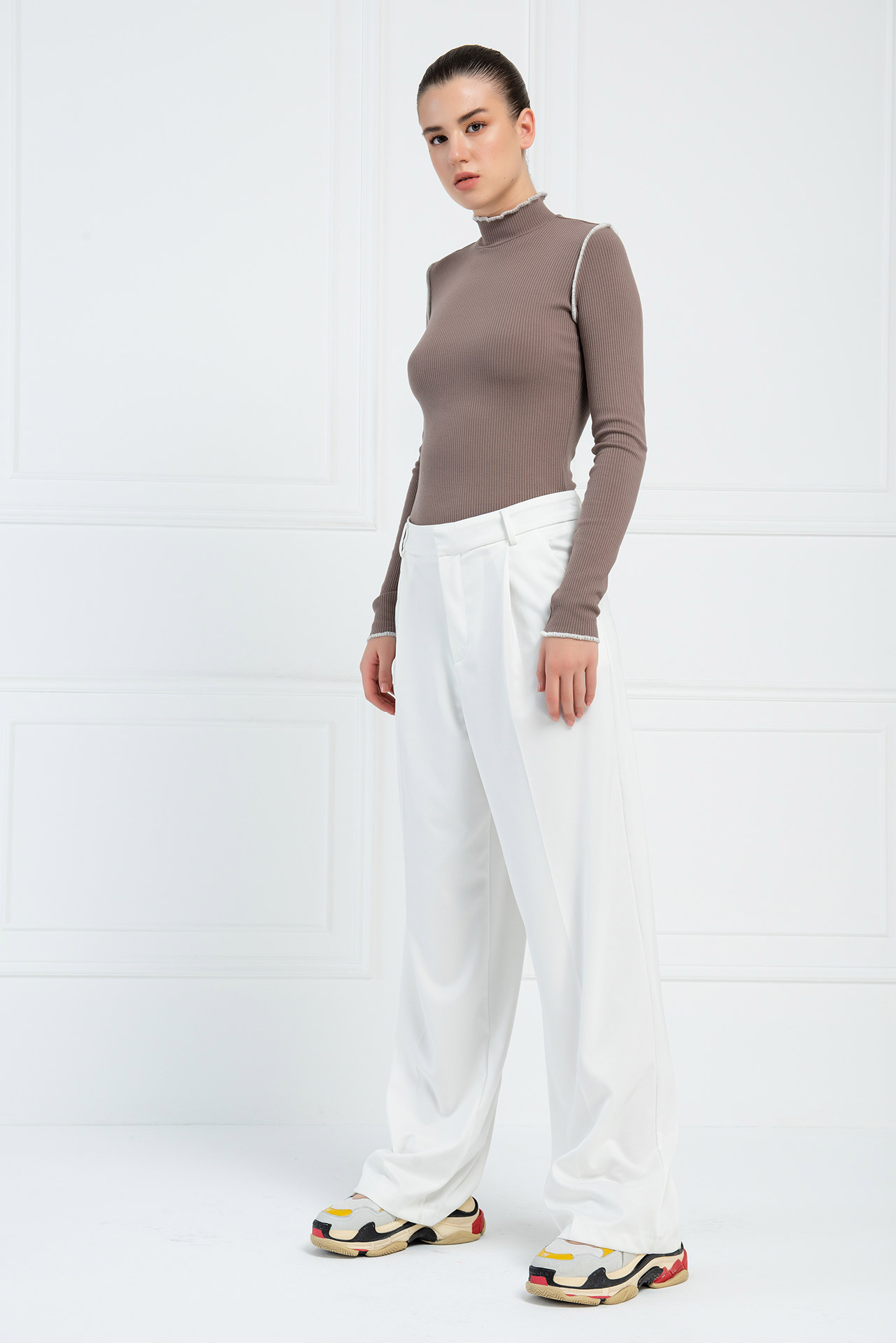 Mink Contrast-Piping Mock Neck Top