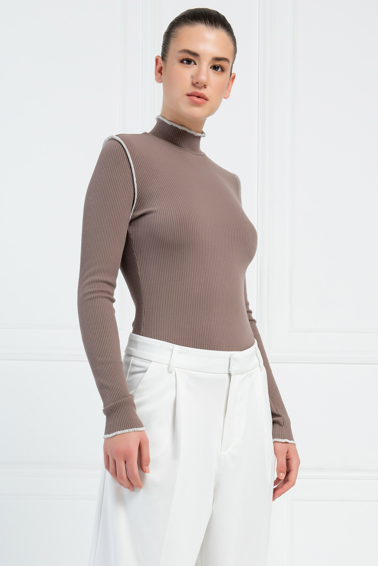 Mink Contrast-Piping Mock Neck Top