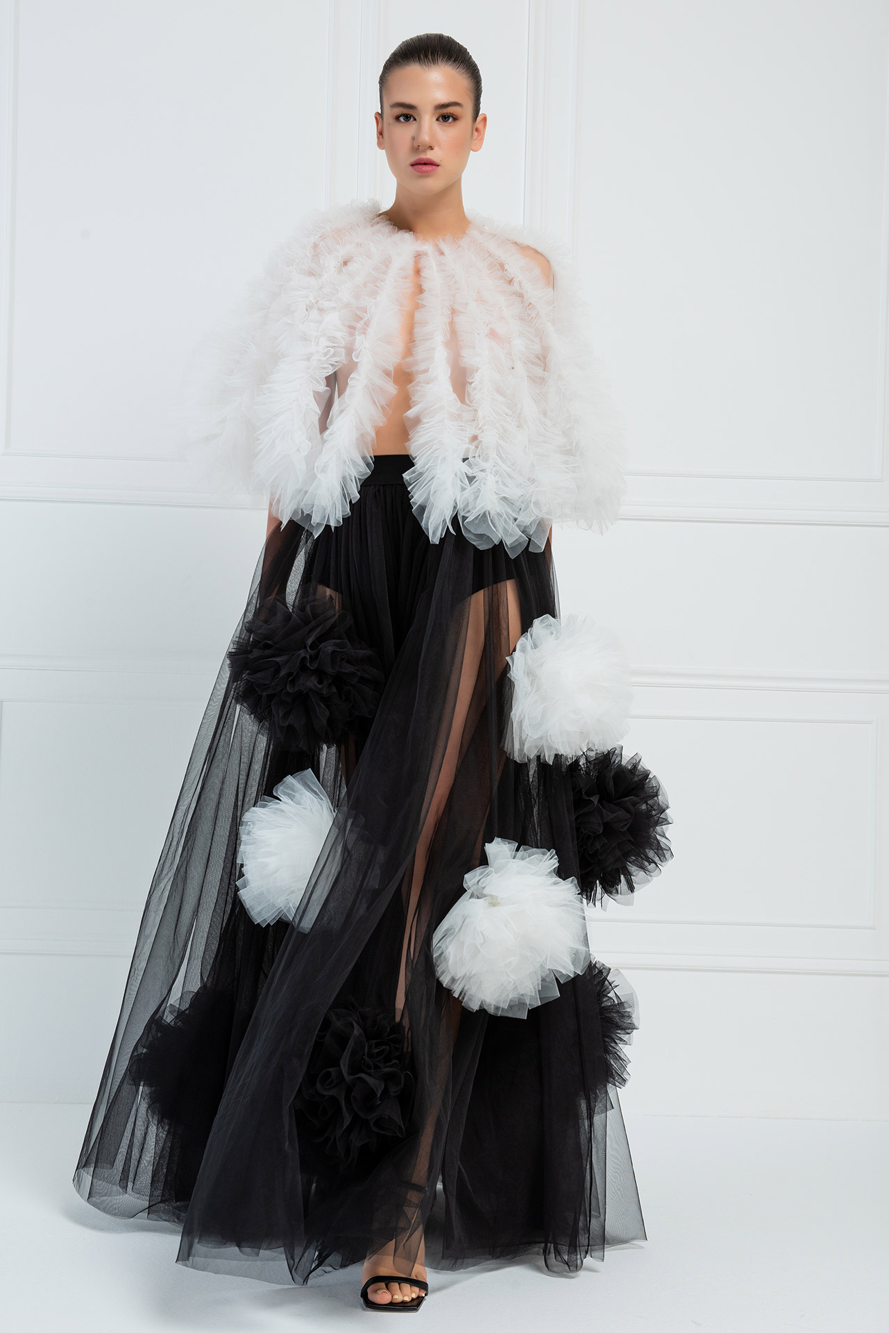 Wholesale Black-Offwhite Ruffle Mesh Maxi Skirt
