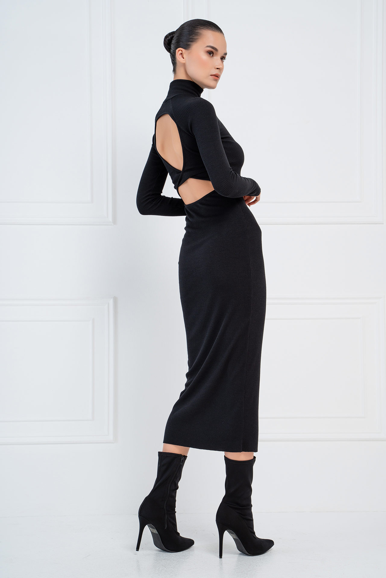 Black Backless Mock Neck Maxi Dress