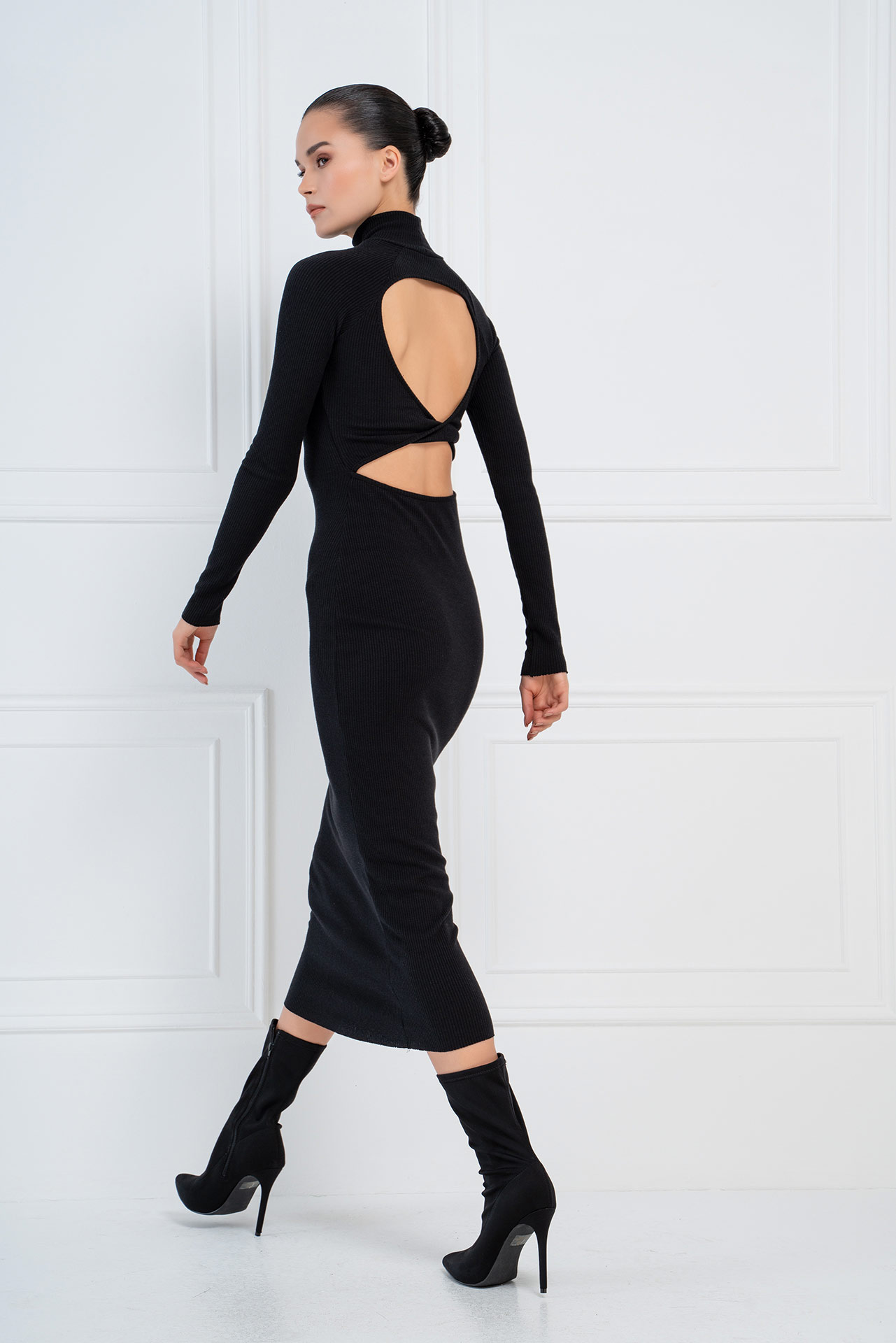 Black Backless Mock Neck Maxi Dress