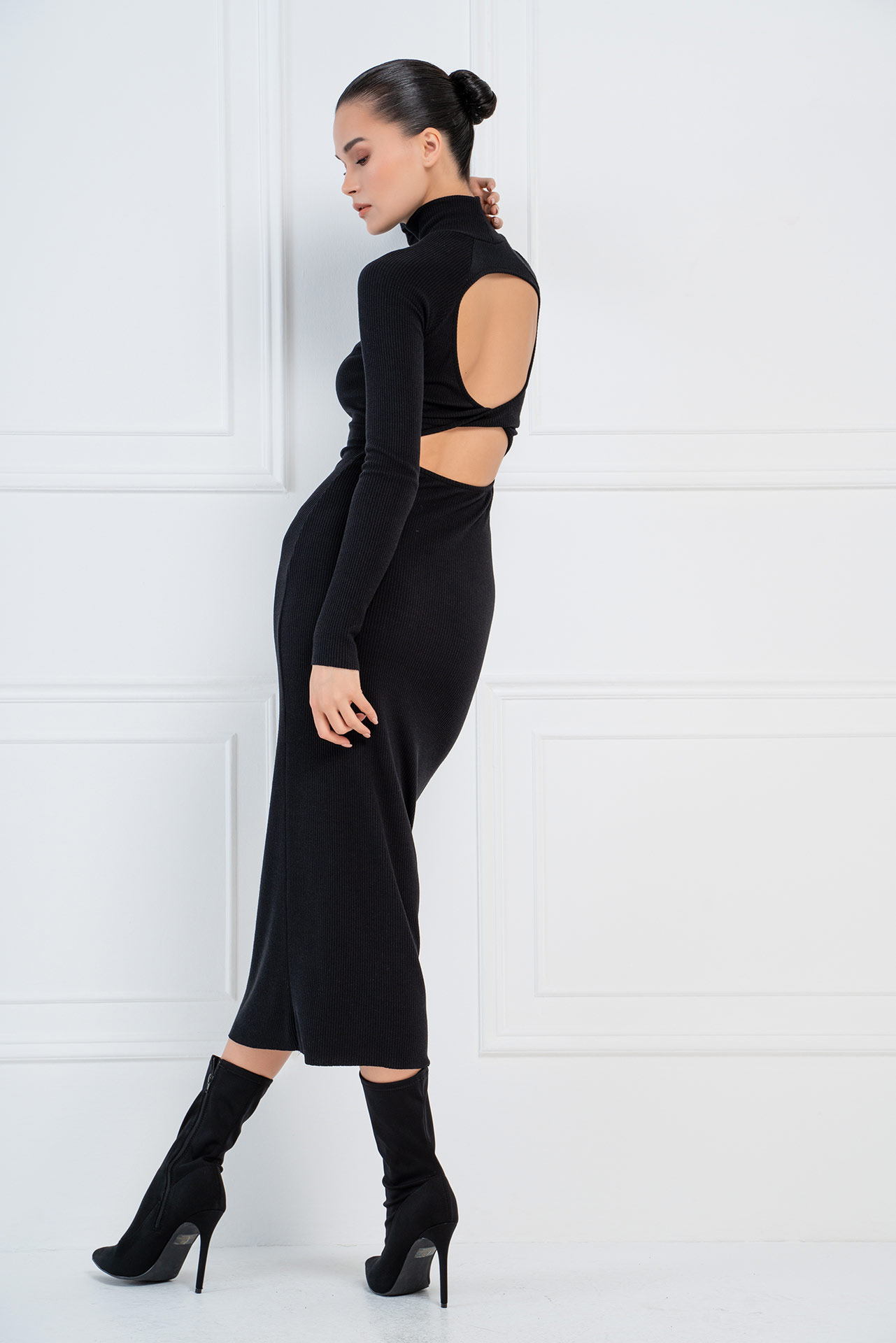 Black Backless Mock Neck Maxi Dress