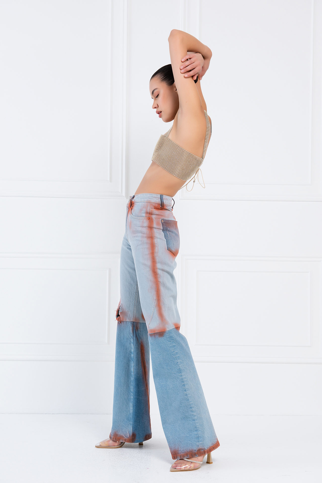 Slit-Design Ice Blue Jeans