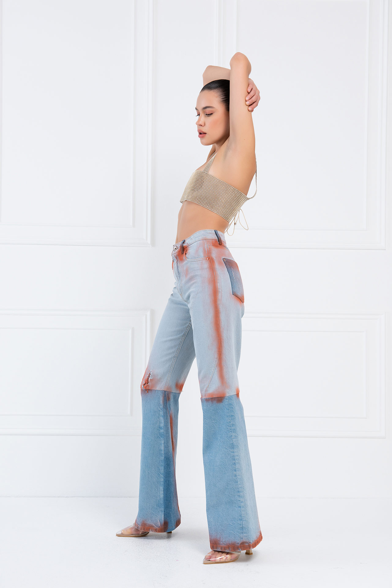 Slit-Design Ice Blue Jeans