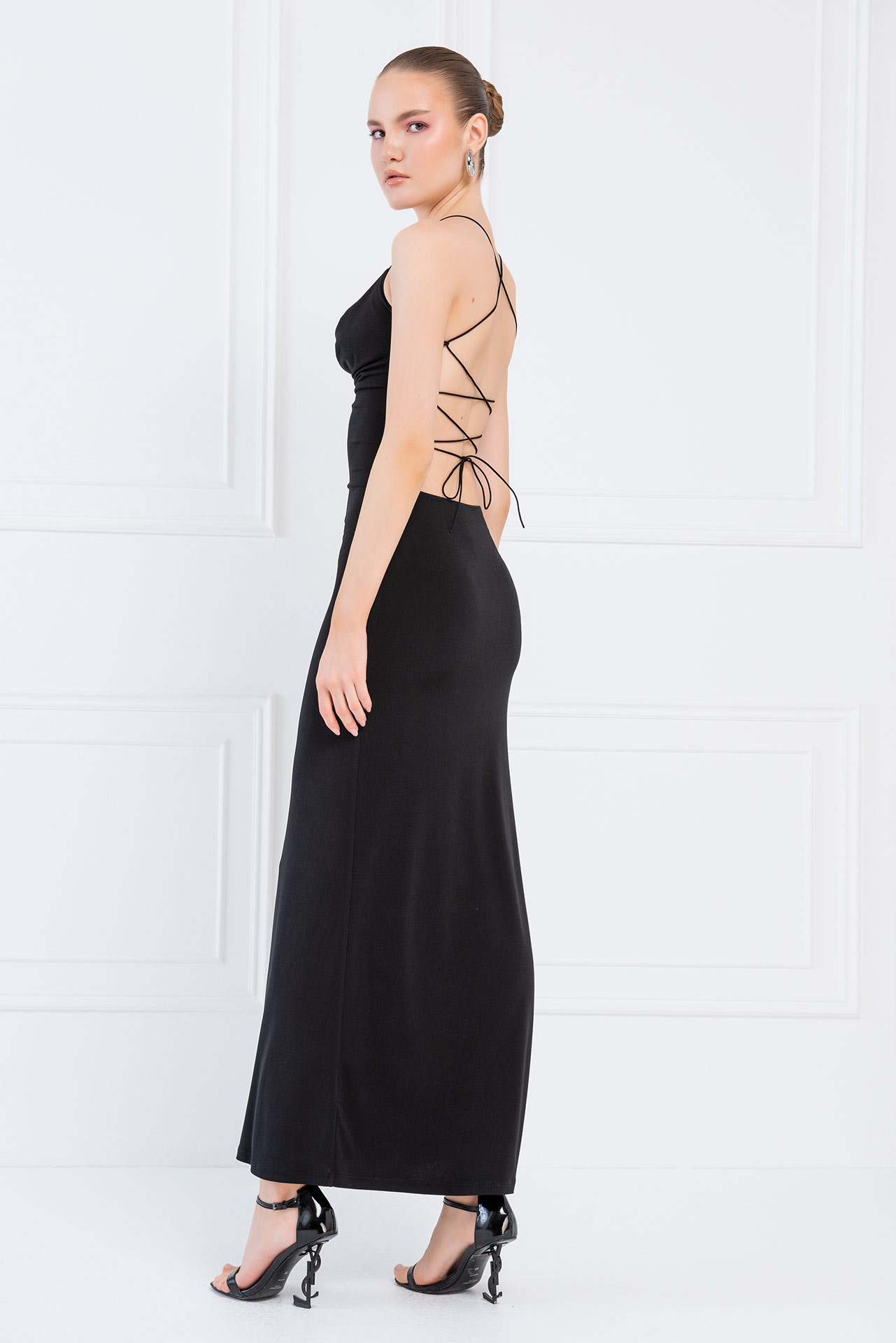 Wholesale Black Crisscross-Back Maxi Dress