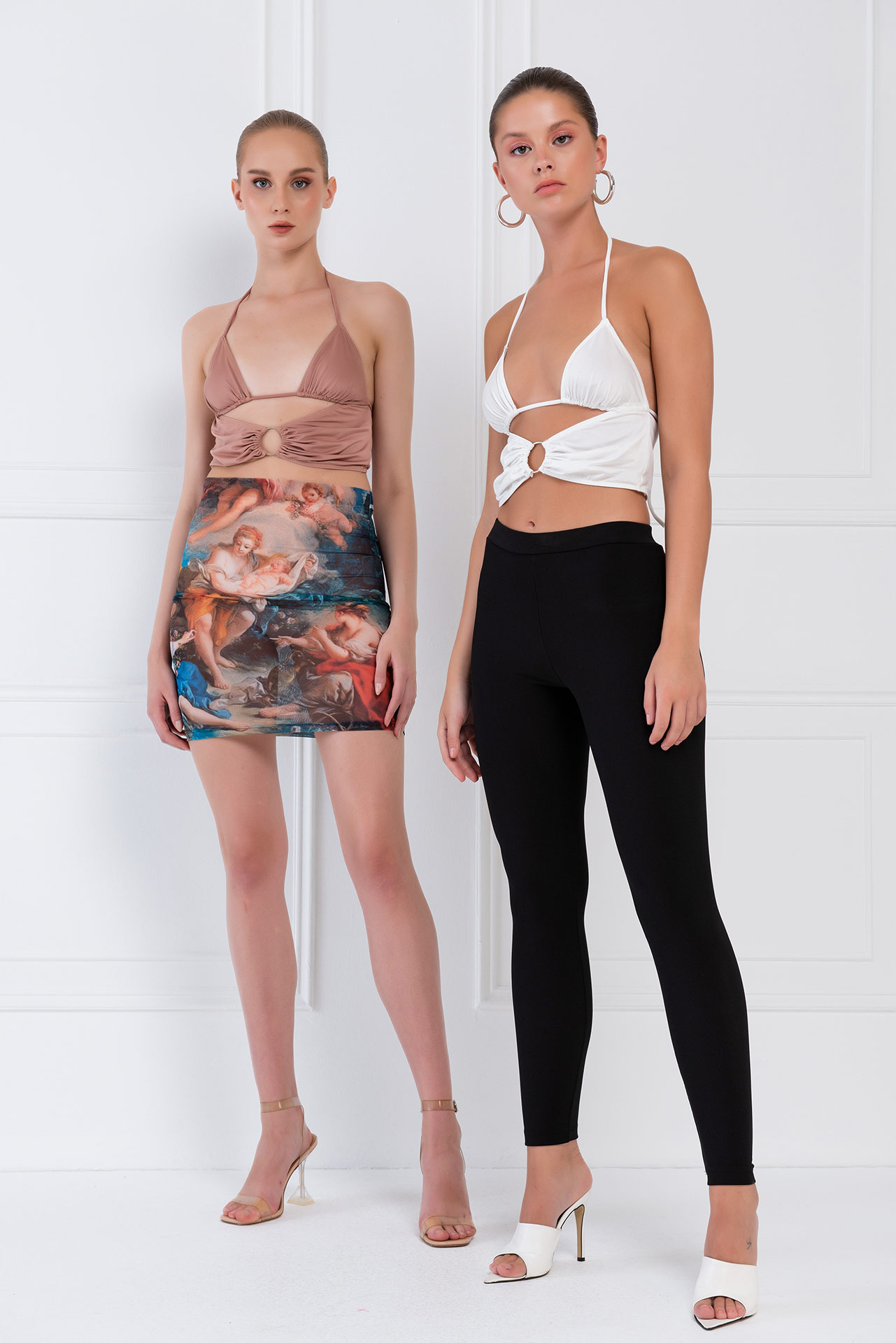 Wholesale Offwhite Halter Cropped Top