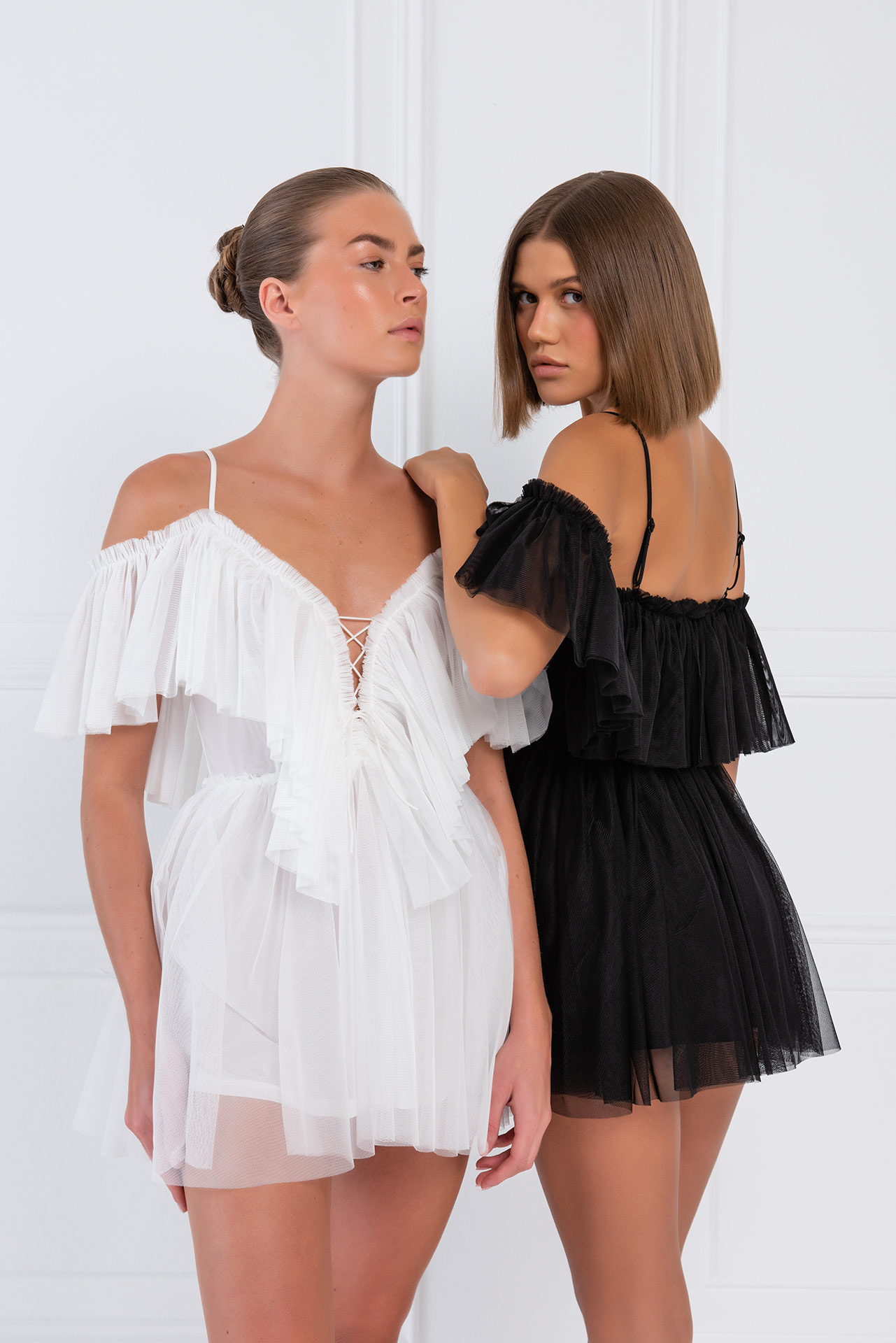 Wholesale Offwhite Off-the-Shoulder Cami Tulle Dress