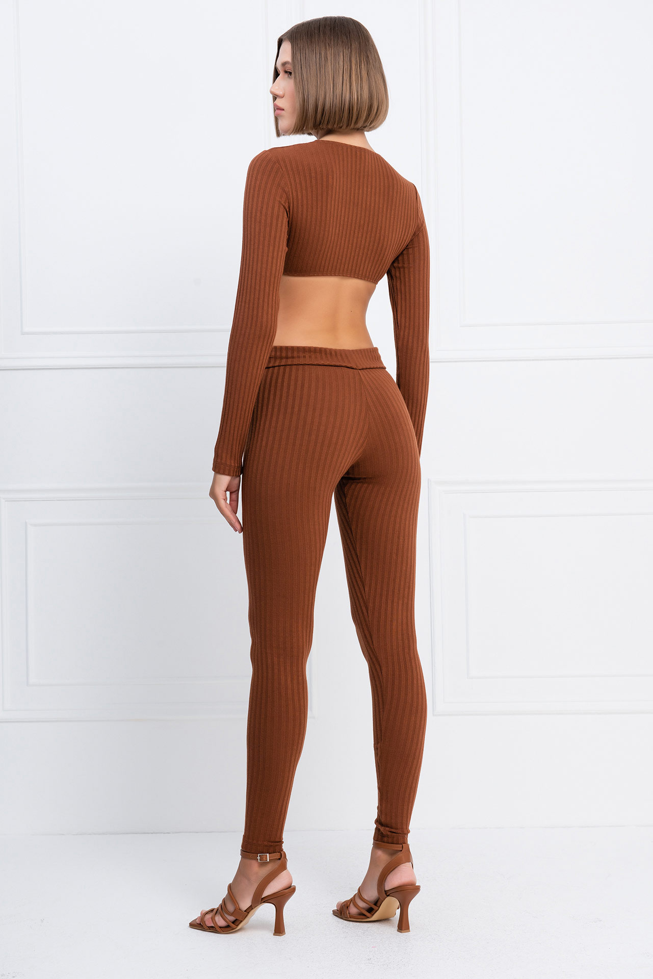 Taba Ribbed Crop Top & Leggings Set