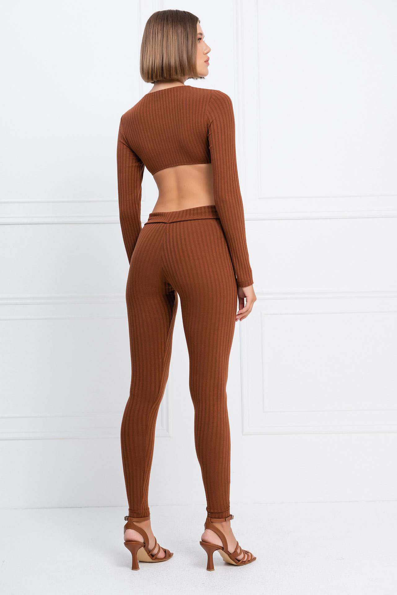 Taba Ribbed Crop Top & Leggings Set