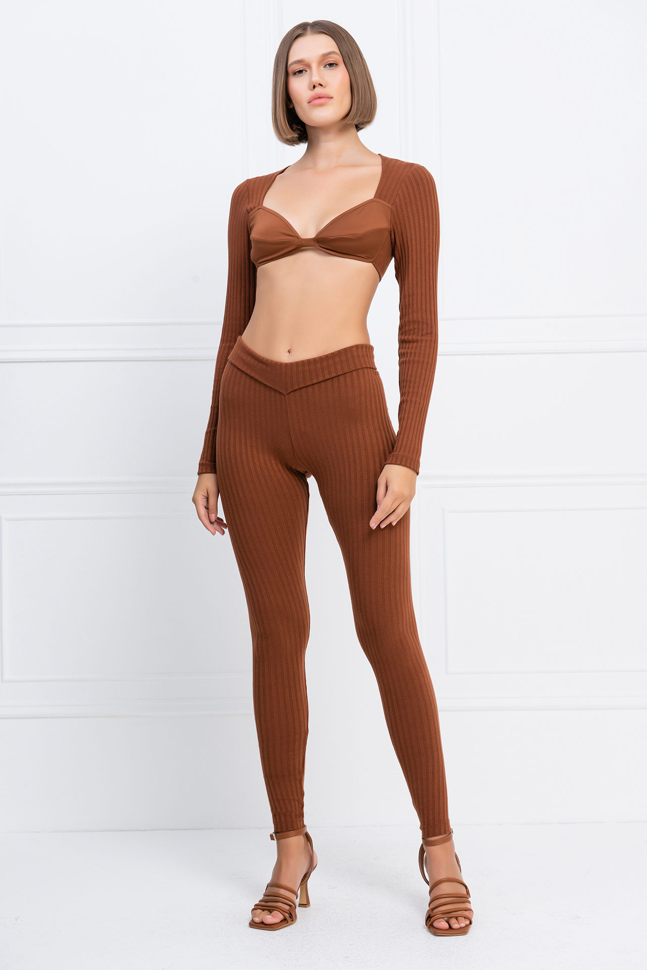 Taba Ribbed Crop Top & Leggings Set