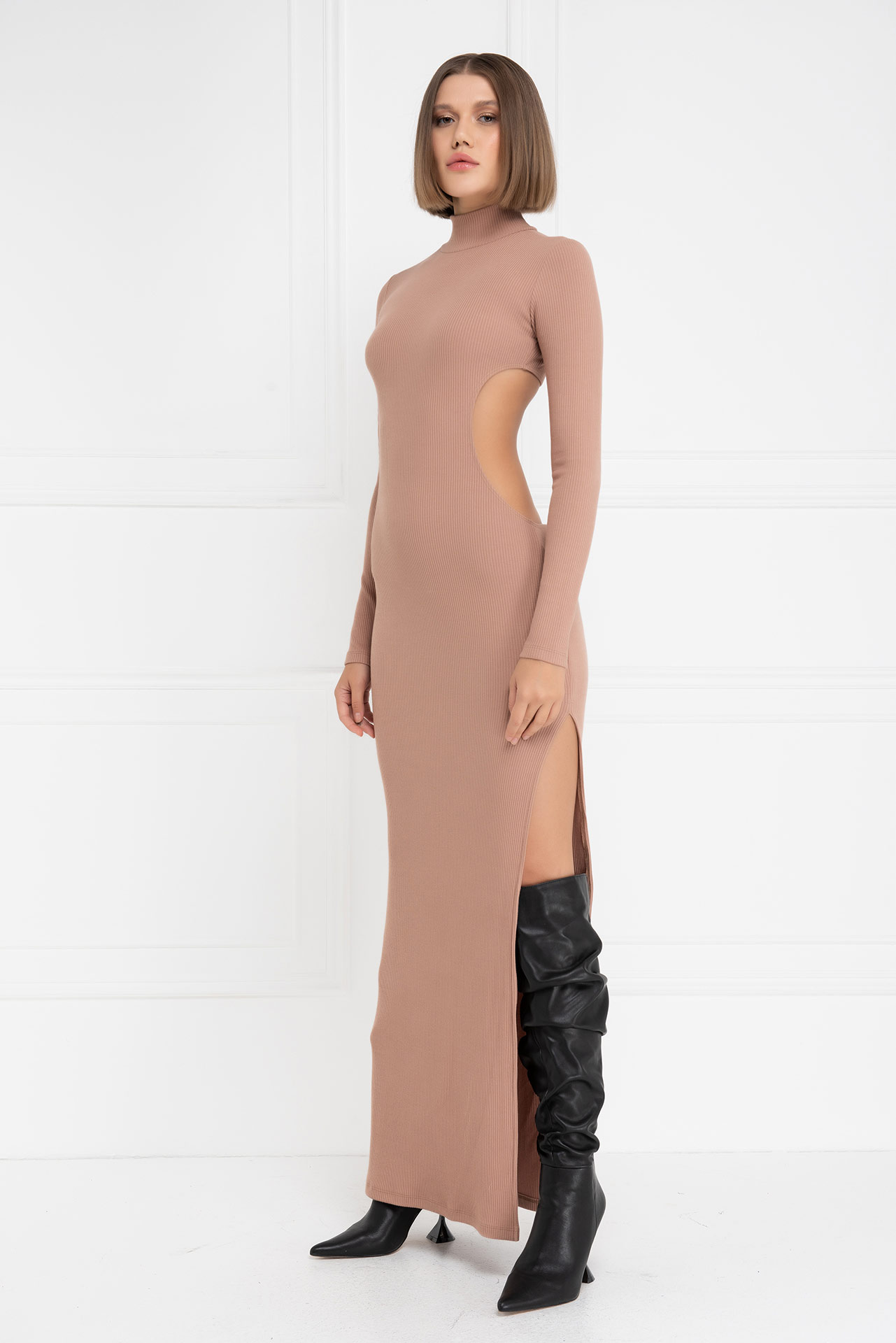 Wholesale Caramel Backless Split-Leg Maxi Dress