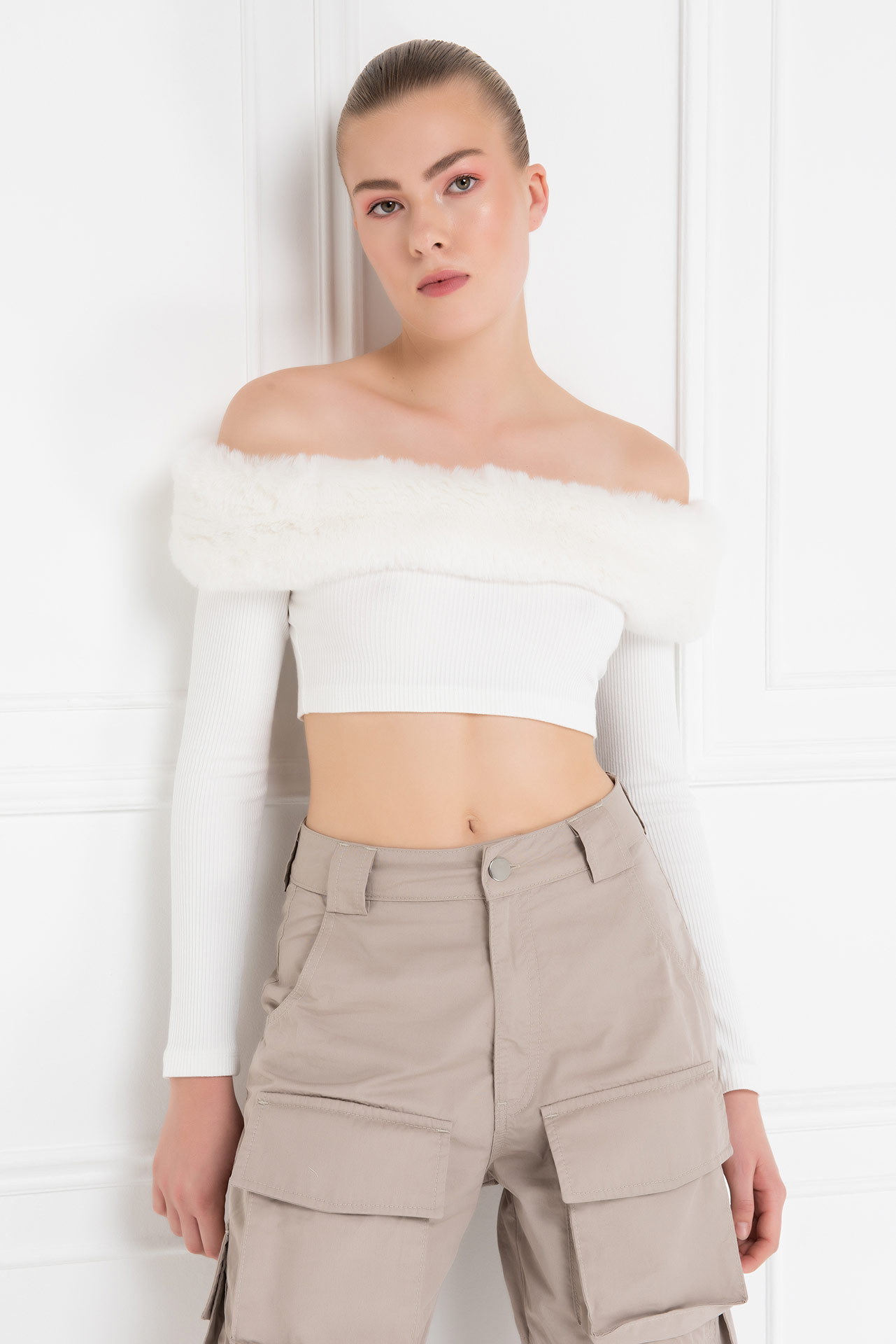 Offwhite Fur-Trim Off-the-Shoulder Top