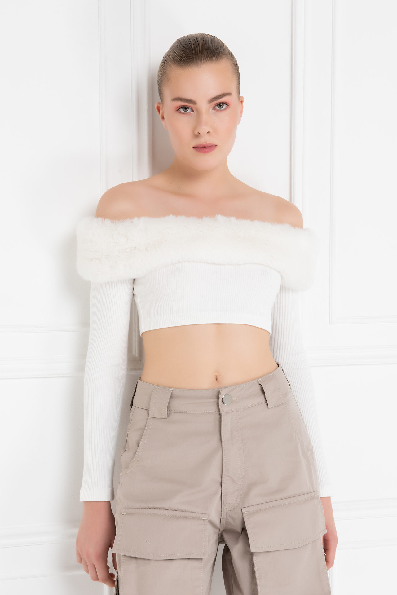 Offwhite Fur-Trim Off-the-Shoulder Top