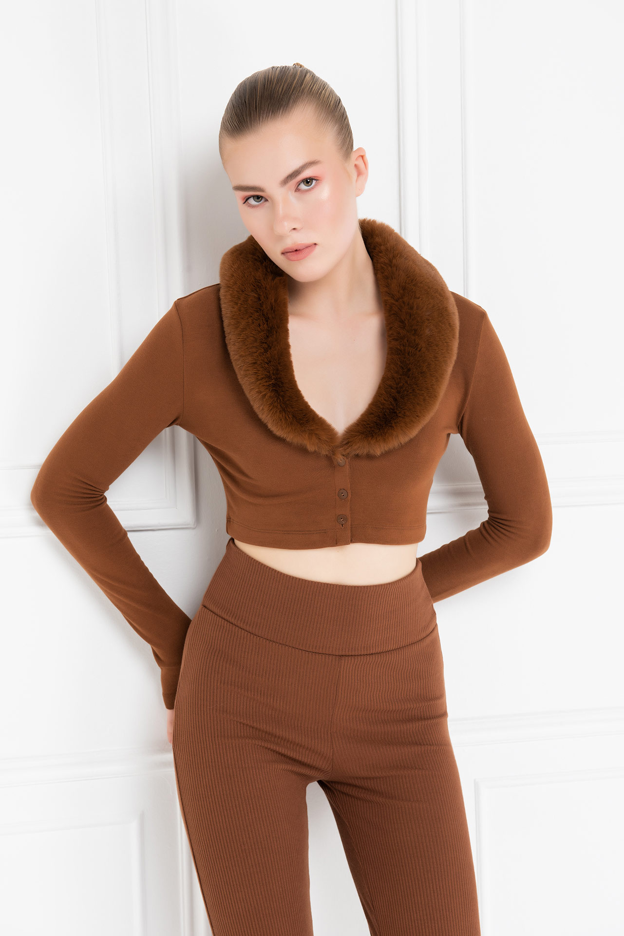 Tobacco Faux Fur Trim Cropped Cardigan