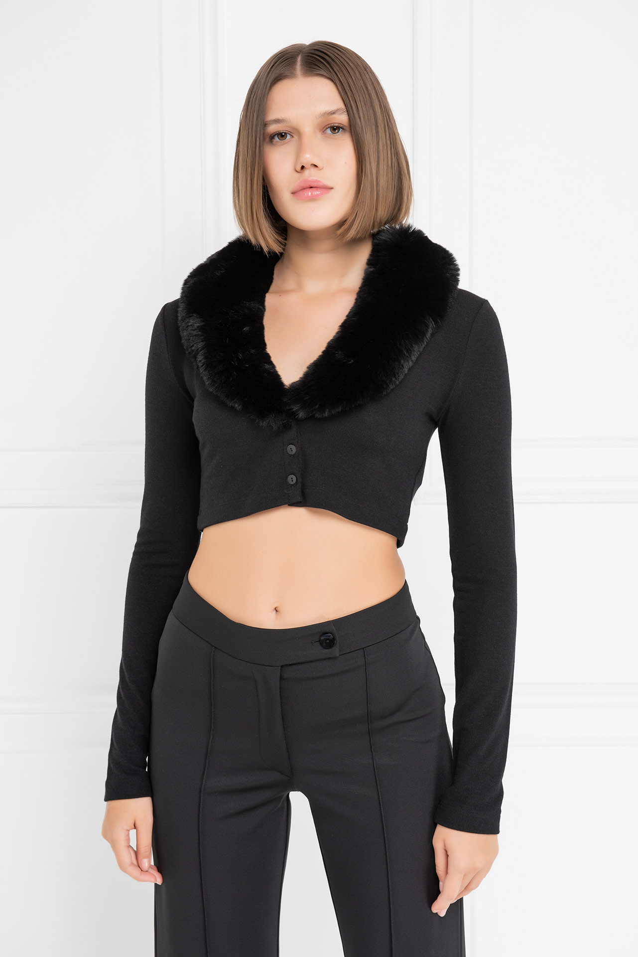 черный Faux Fur Trim Cropped Cardigan