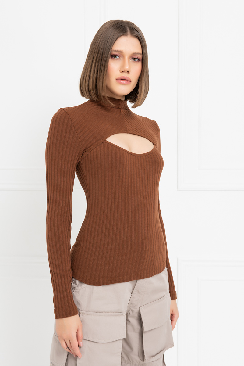 Taba Ribbed Cut Out Top