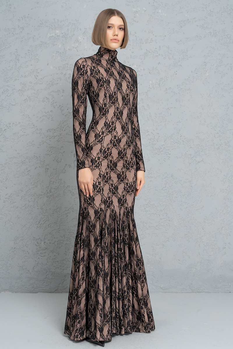 Black-Nude Backless Lace Maxi Dress