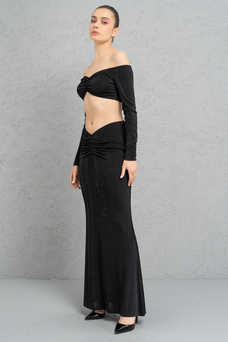 черный Ruched-Front Crop Top & Skirt Set