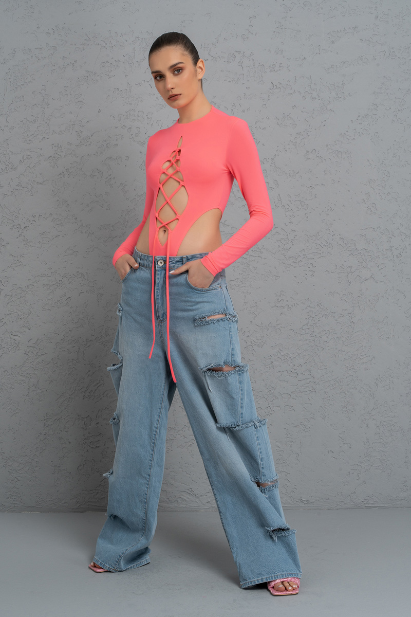 оптовая Neon Pink Crisscross-Front Cut Out Bodysuit