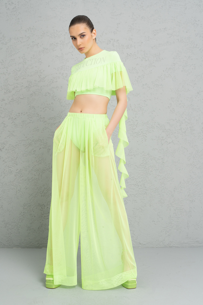 Neon Green Fırfırlı Crop Bluz & Transparan İçi Şort Detaylı Pantolon Takım
