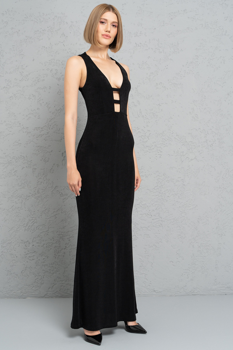 Black Plunging Sleeveless Maxi Dress