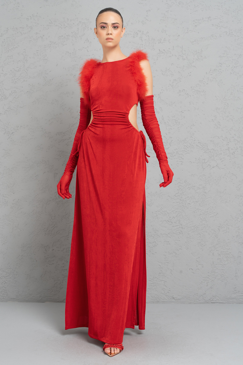 Kırmızı Transparan Tül Eldivenli Yırtmaçlı Elbise