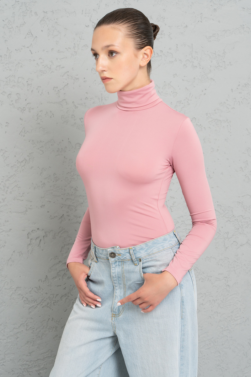 Wholesale Slim Fit Long Sleeve Roll Neck Light Rose Top