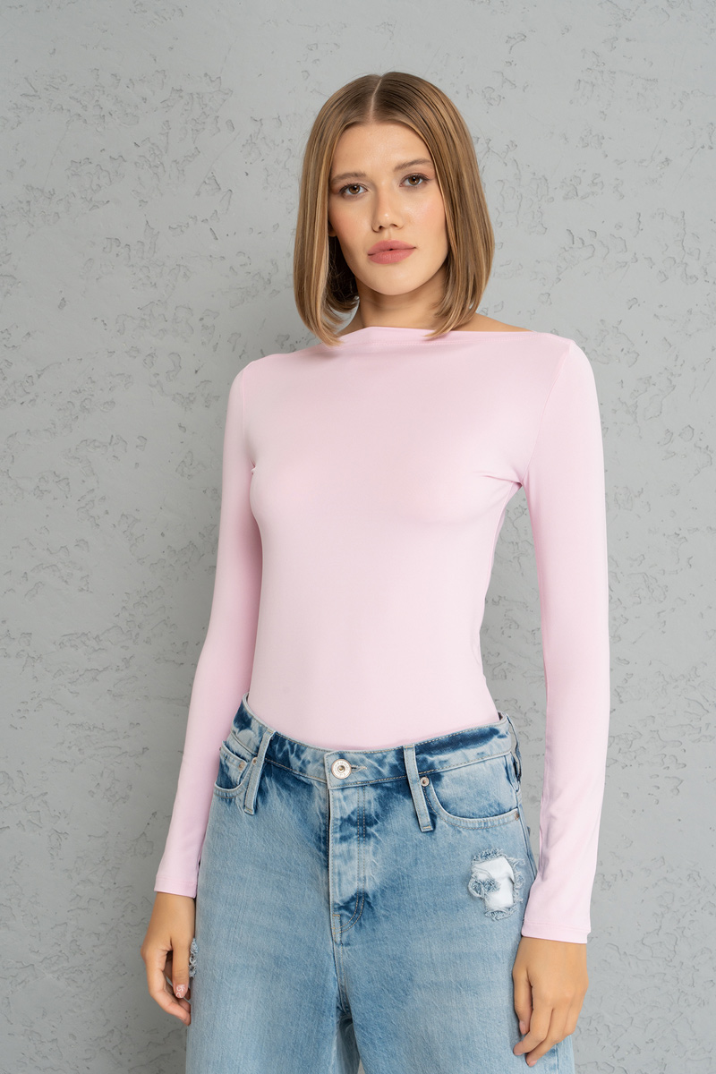 Wholesale Boat Neck Long Sleeve Light Pink Top