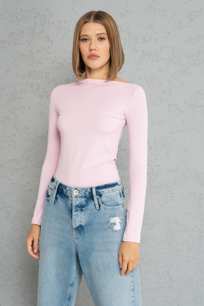 Wholesale Boat Neck Long Sleeve Light Pink Top