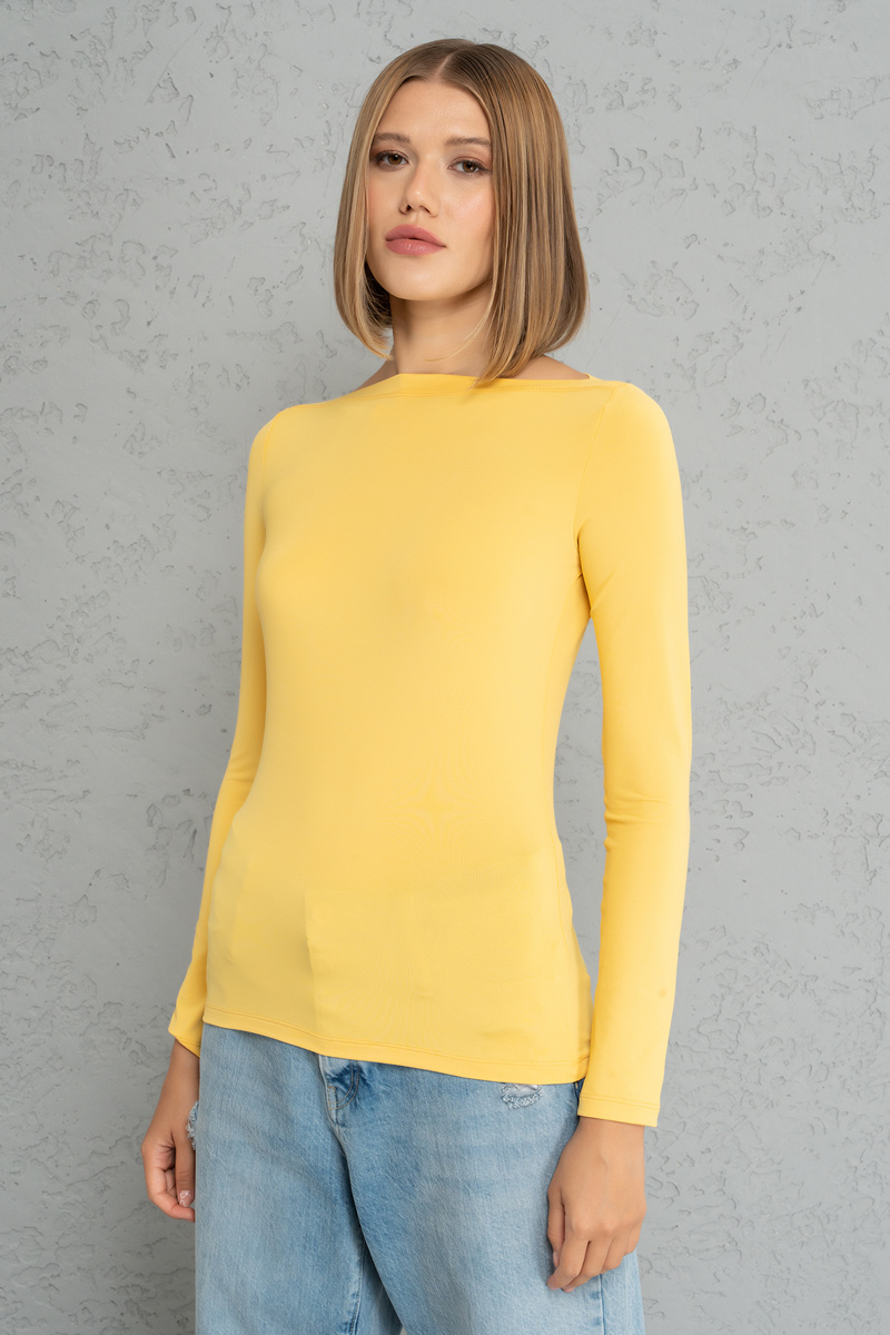 Wholesale Boat Neck Long Sleeve Light yellow Top
