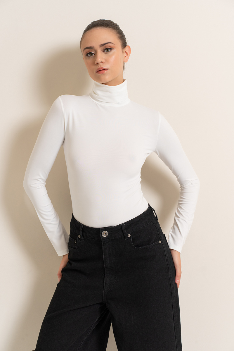 Slim Fit Long Sleeve Roll Neck Offwhite Top