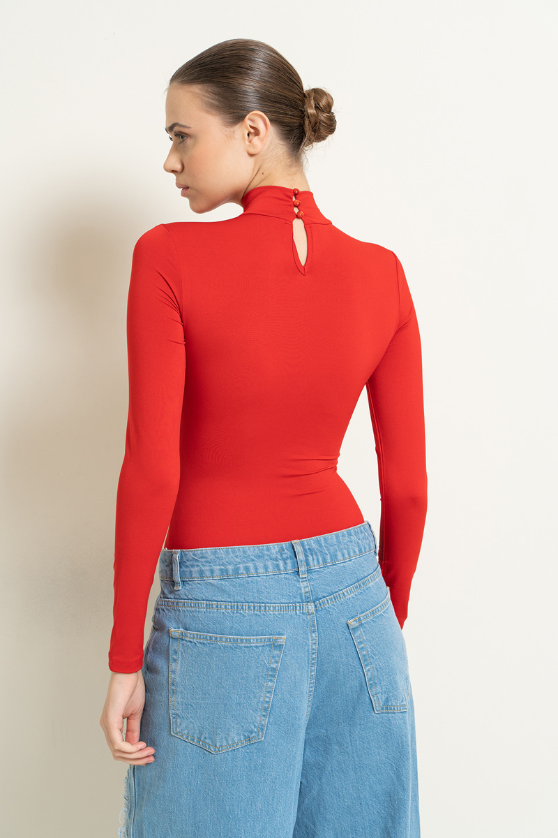 Kırmızı Dekolte Detaylı Uzun Kollu Bodysuit