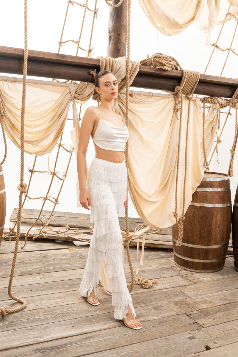 Cross-Back Offwhite Satin Crop Top