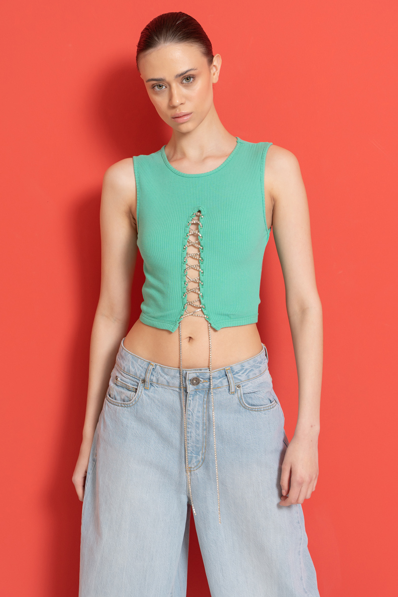 Wholesale New Green Chain-Front Cropped Top