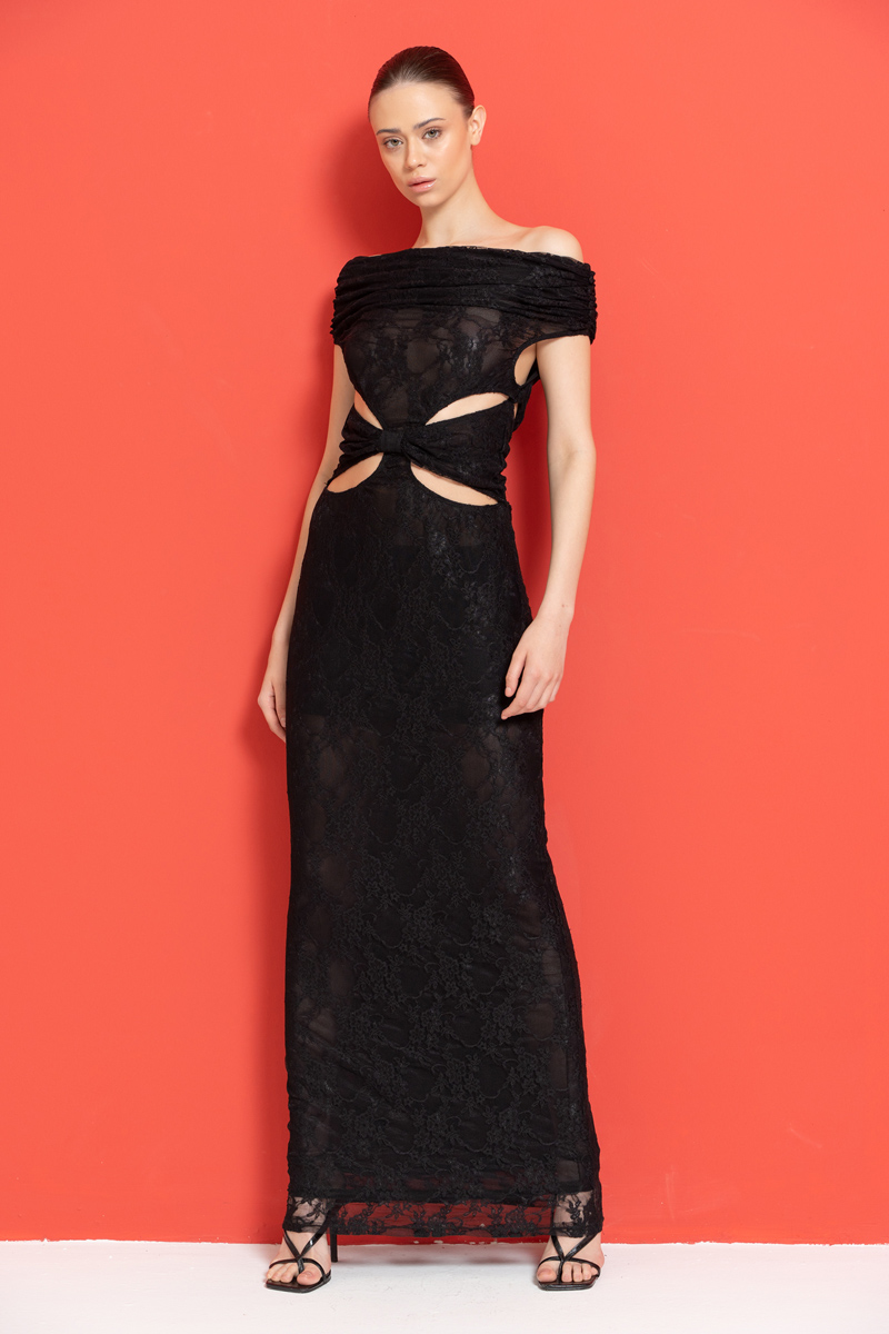 Black Off-the-Shoulder Lace Maxi Dress