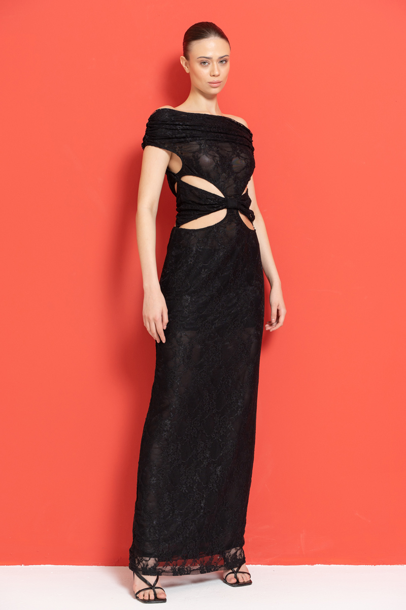 Black Off-the-Shoulder Lace Maxi Dress