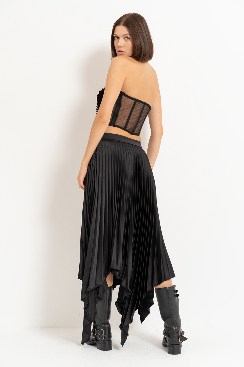 Black Pleated Asymmetric Skirt