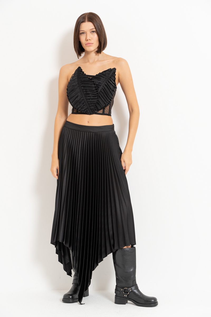 Black Pleated Asymmetric Skirt