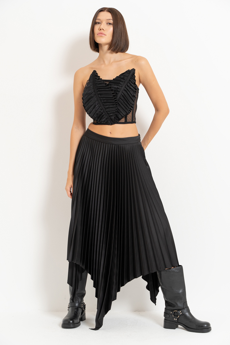 Black Pleated Asymmetric Skirt