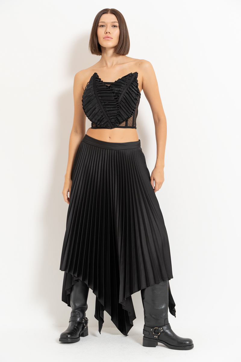 Black Pleated Asymmetric Skirt