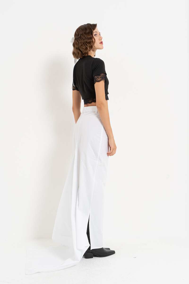 White Tail-Accent Skirt with Pockets