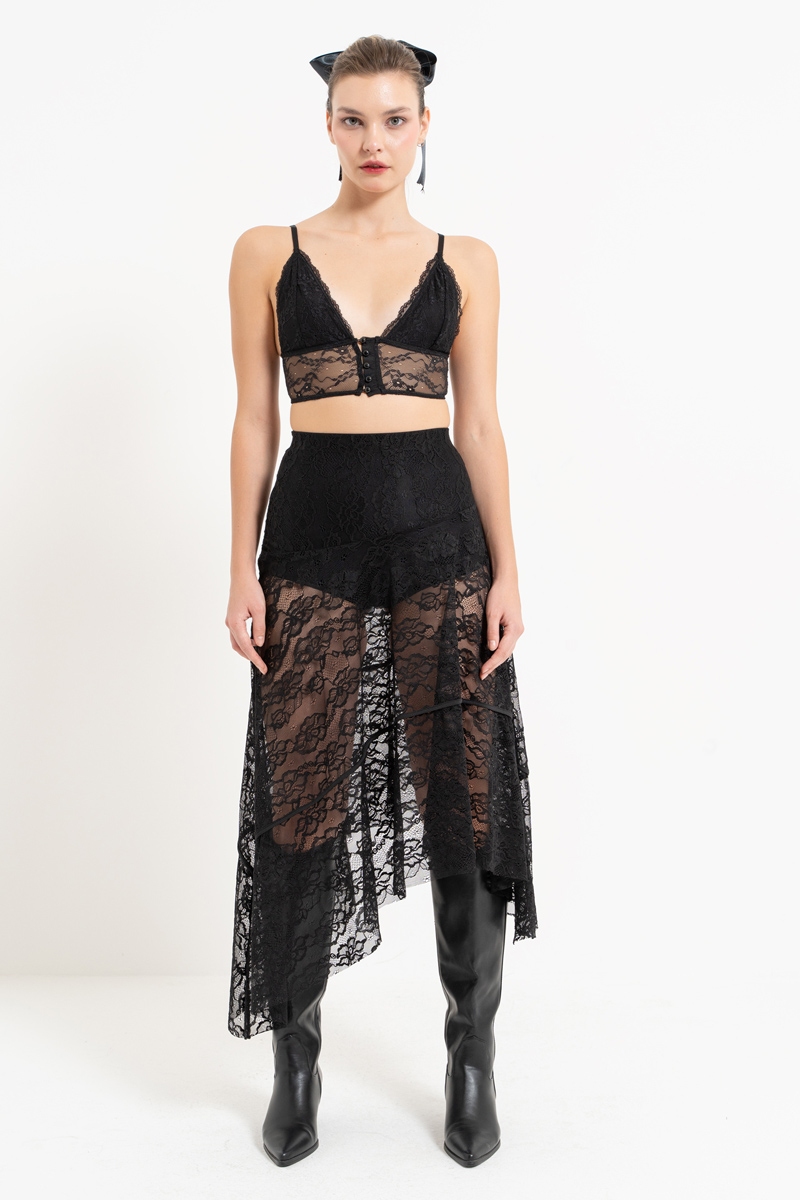 Black Elastic-Waist Lace Skirt